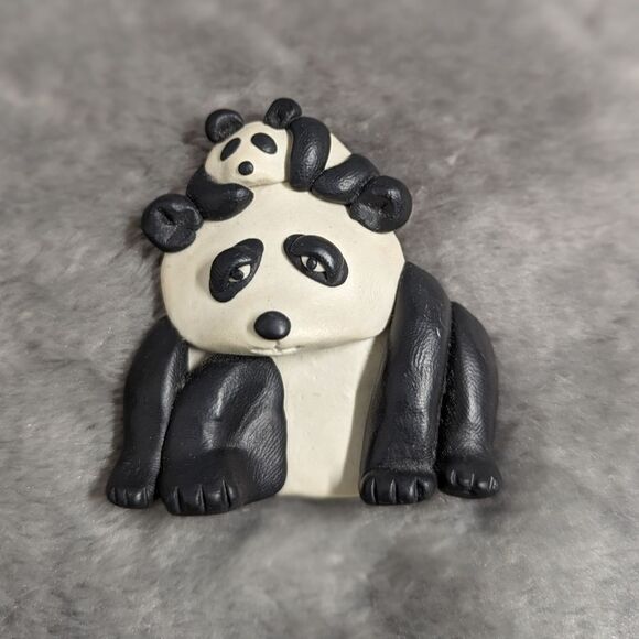 Vintage Artisan Made Panda Brooche - Picture 5 of 8